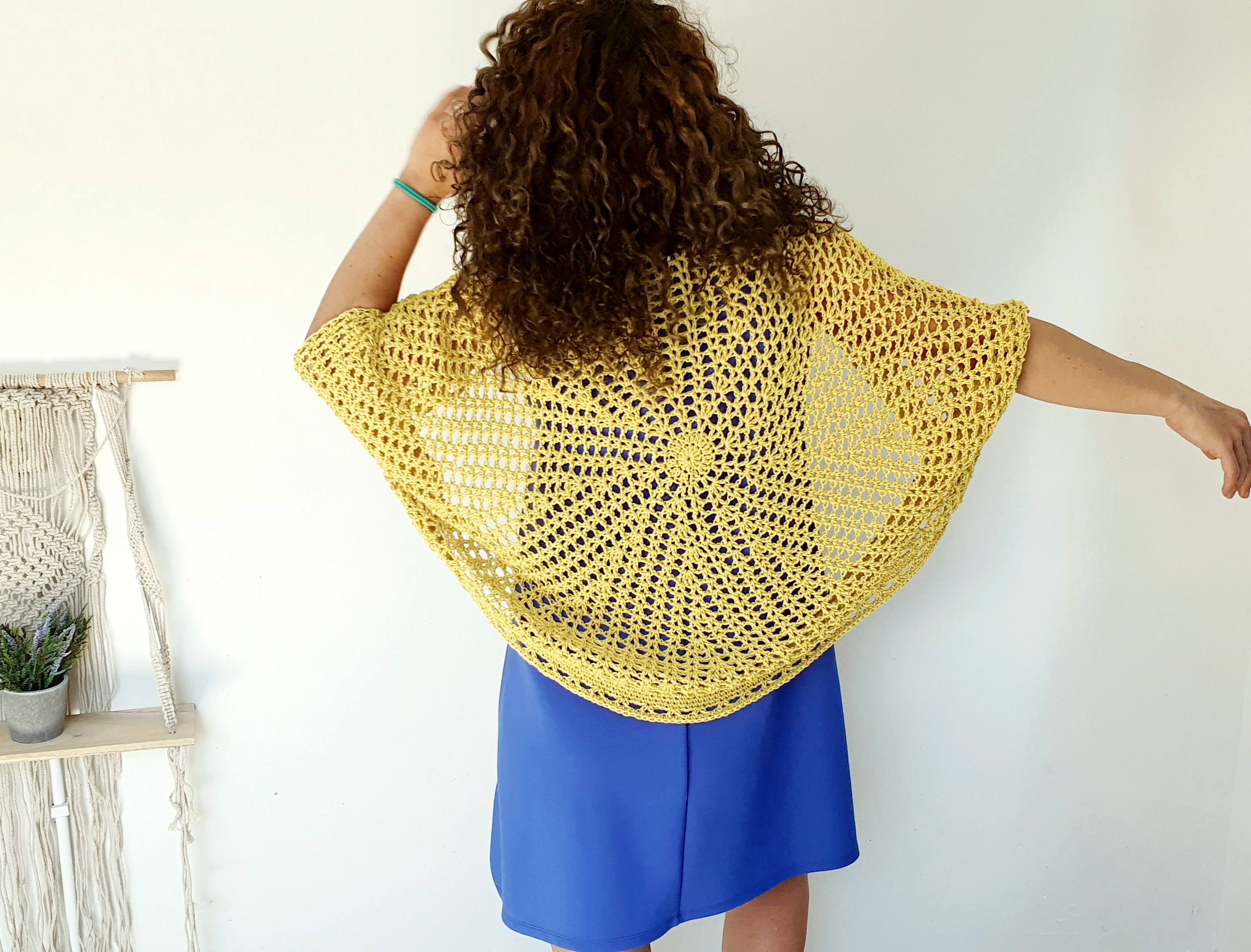 Bring Me the Sun Shrug. Free Crochet Pattern & Video Tutorial
