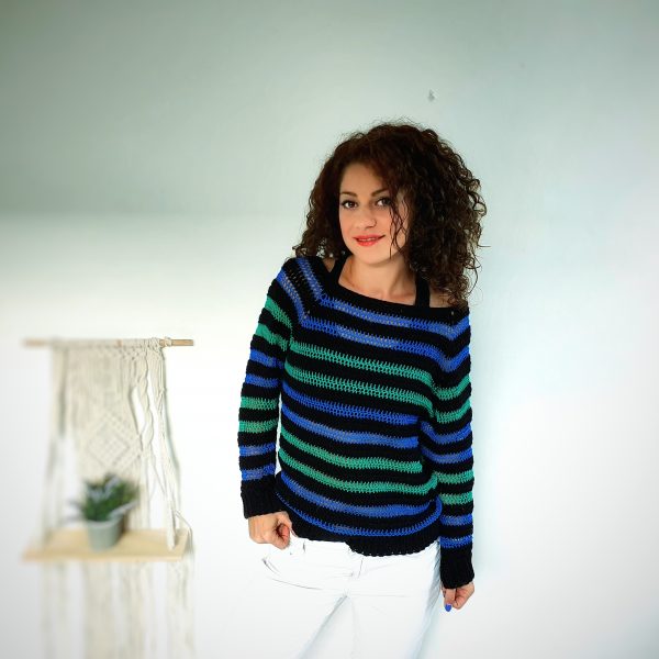 Mixed Up Sweater. Free Pattern & Tutorial