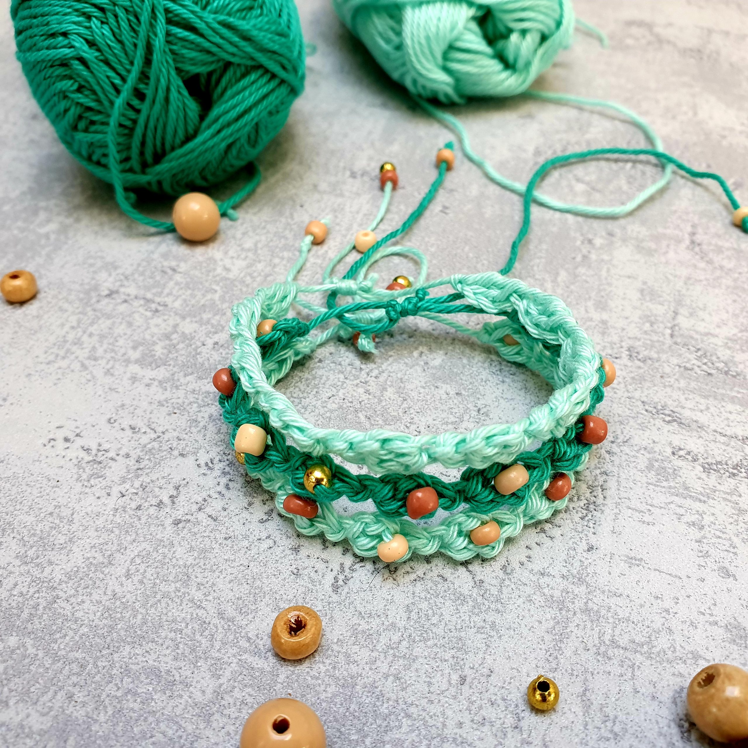 DIY Crochet Beaded Bracelet