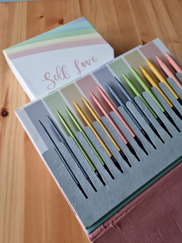 Self Love Knitting Needles Review. ByKaterina