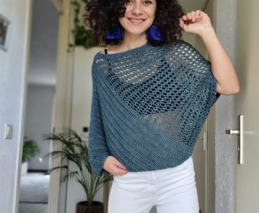 Be Glam Poncho Blouse – Step by step Instructions for an innovative crochet design!